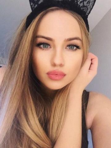 Полина